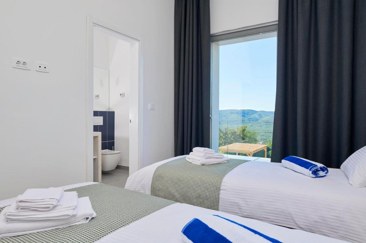 Motovun Villas Bagian luar foto