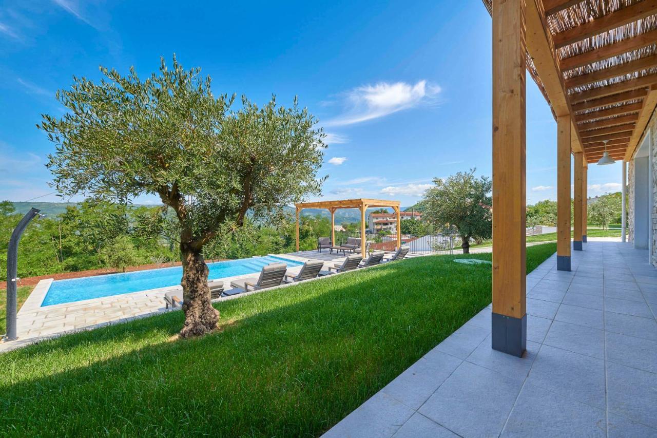 Motovun Villas Bagian luar foto