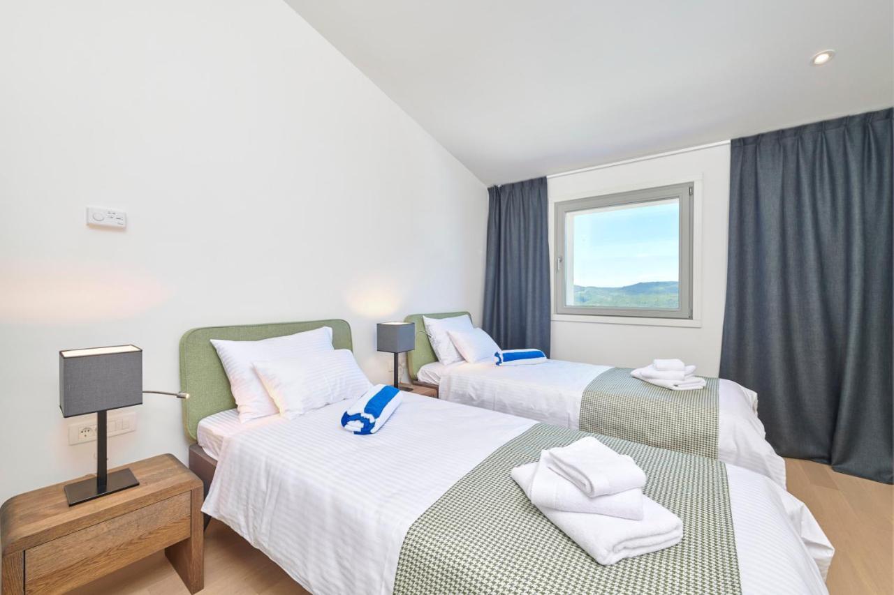 Motovun Villas Bagian luar foto