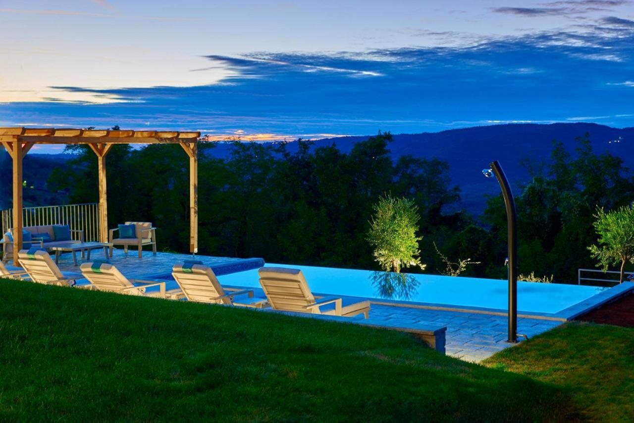 Motovun Villas Bagian luar foto