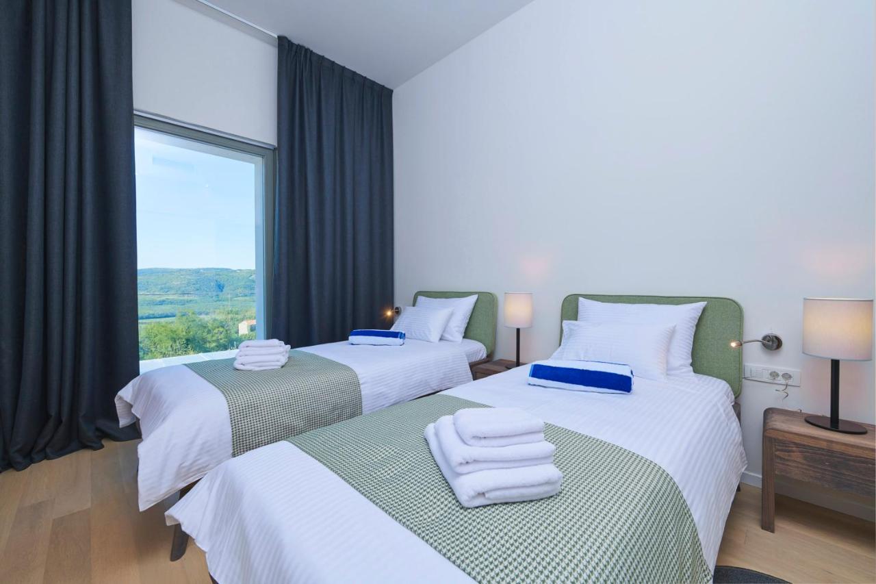 Motovun Villas Bagian luar foto