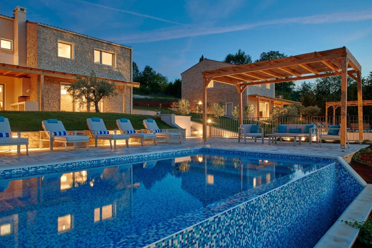 Motovun Villas Bagian luar foto